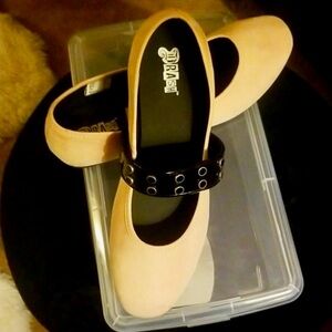 BRASH Faux Suede Mary Janes with Patent Leather Straps Tan - 8.5 New